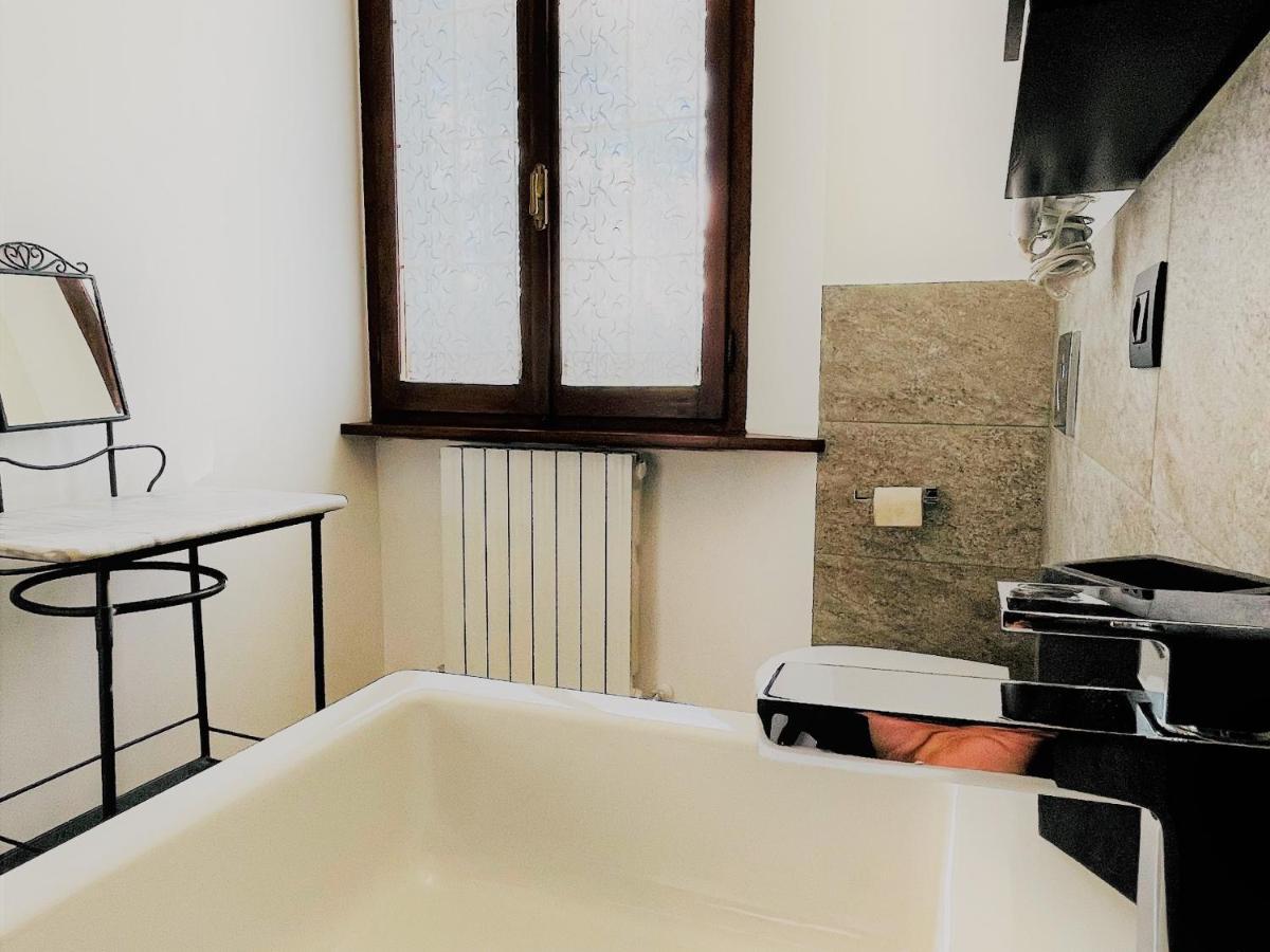 B&B Villa Incrocca Cerreto dʼEsi Extérieur photo